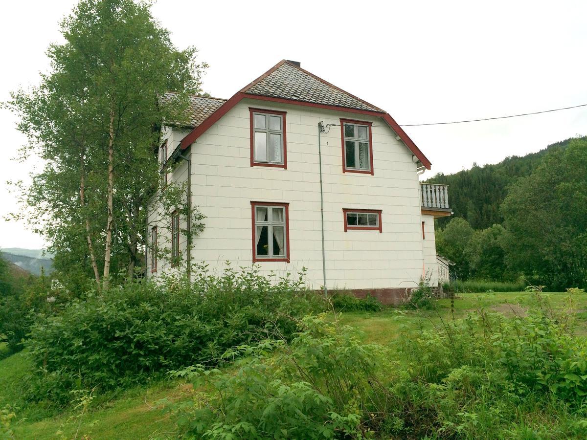 Nordnes Kro Og Camping Rokland Buitenkant foto